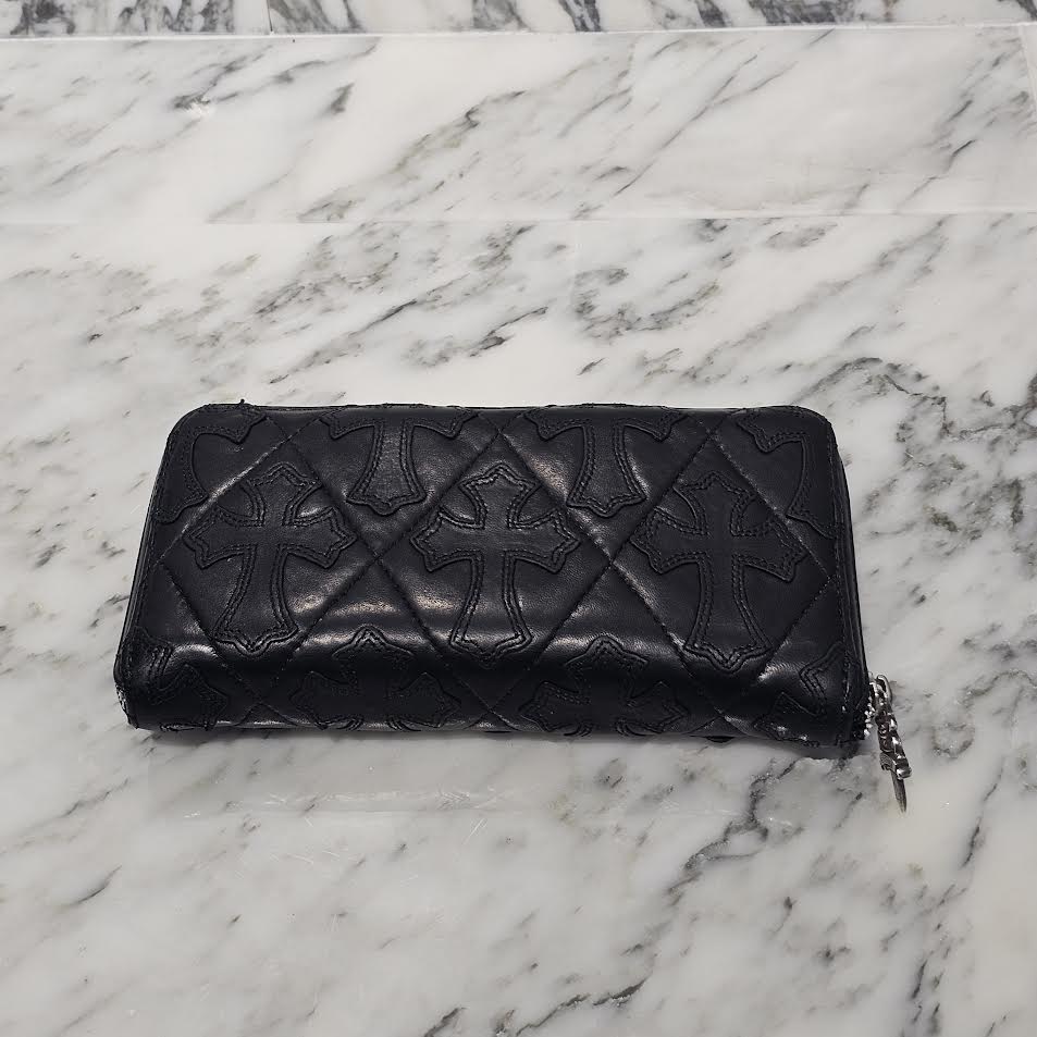 CHROME HEARTS Cemetery Cross Leather Patch Quilting Leather Wallet クロムハーツ セメタリークロス レザーパッチ キルティング風 レザーウォレット