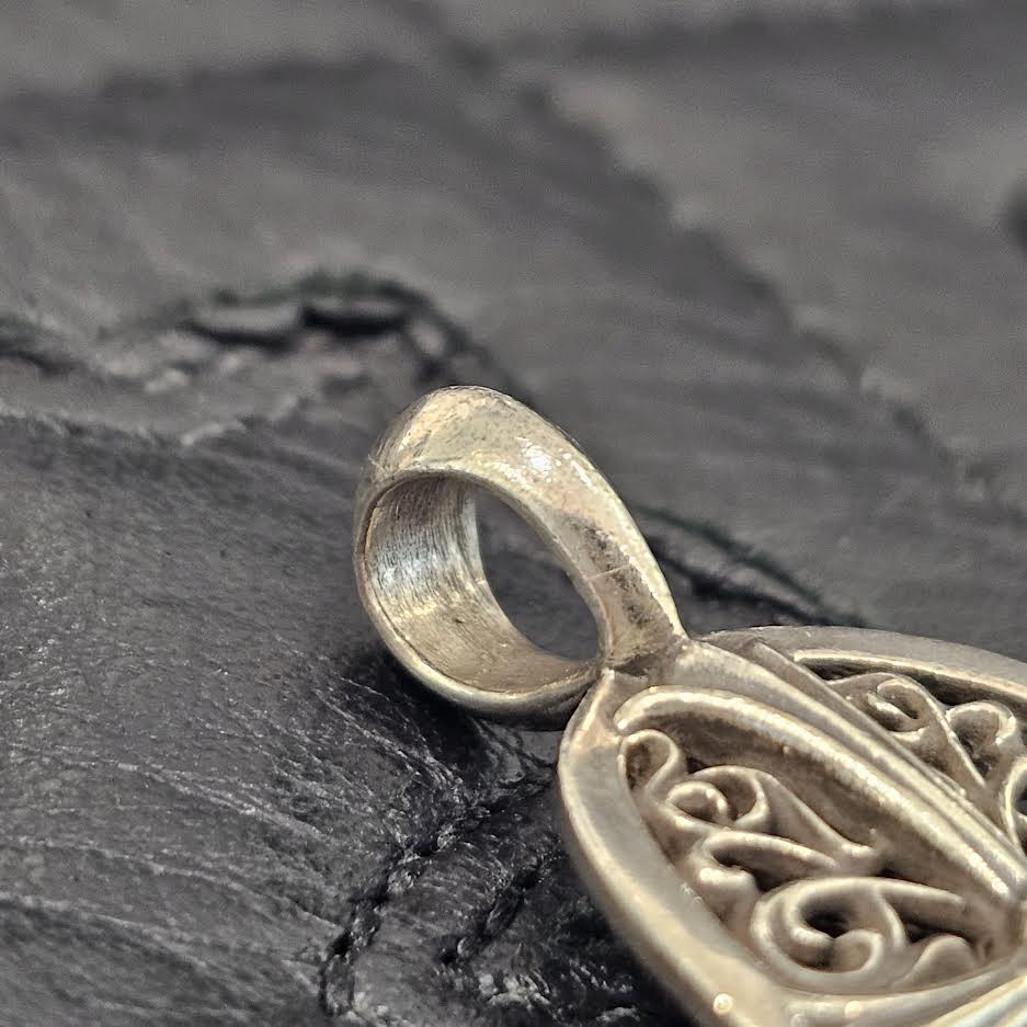 CHROME HEARTS Classic Oval Cross Pendent Top クロムハーツ クラシックオーバル クロス ペンダントトップ