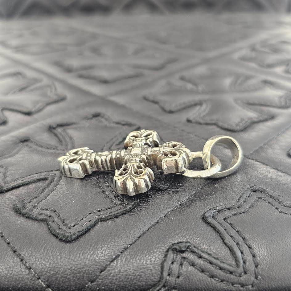 CHROME HEARTS Filigree CH Cross XS Pendant Top With Bail クロムハーツ フィリグリー CHクロス XS ペンダントトップ ウィズ ベイル
