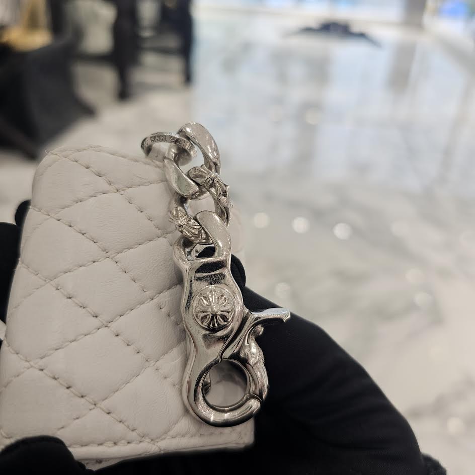 CHROME HEARTS Silver Cross AirPods Leather Case クロムハーツ シルバークロス エアポッズ レザーケース