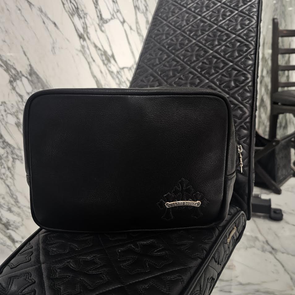 CHROME HEARTS Cemetery Cross Patch Leather Poach Bag クロムハ―ツ セメタリークロスパッチ レザーポーチバッグ