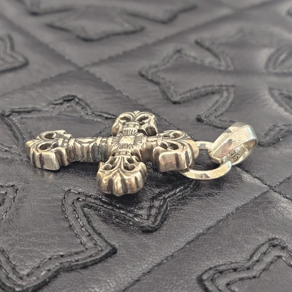 CHROME HEARTS Filigree CH Cross XS Pendant Top With Bail クロムハーツ フィリグリー CHクロス XS ペンダントトップ ウィズ ベイル
