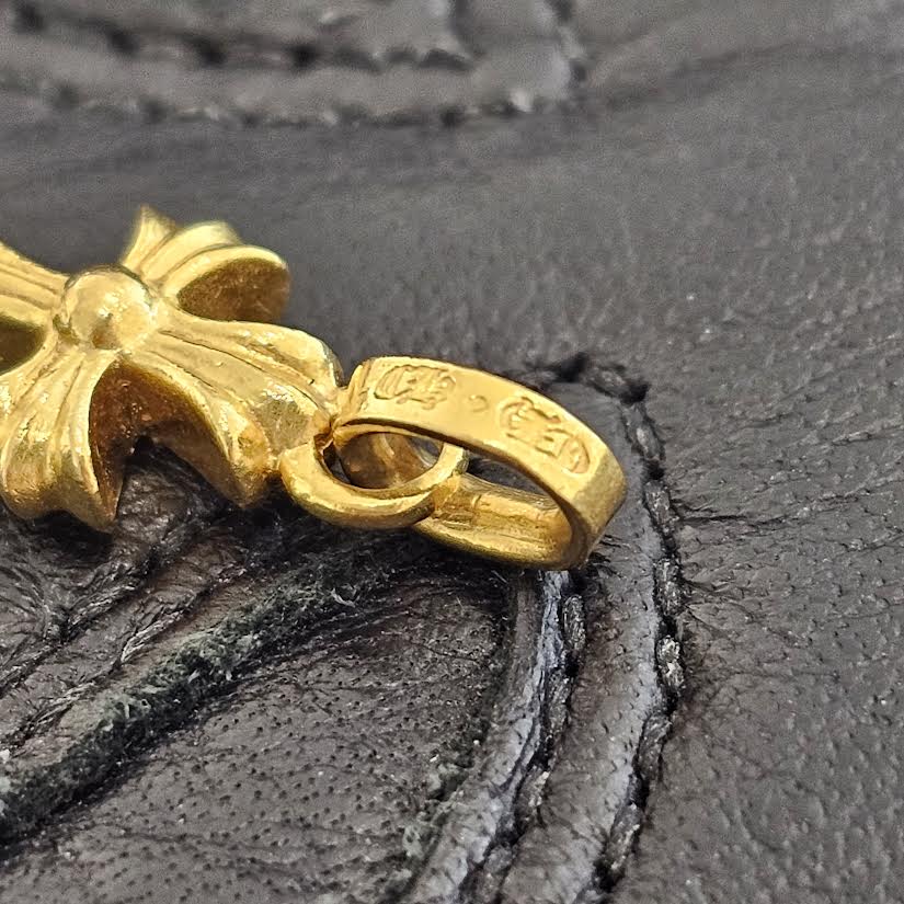 CHROME HEARTS 22K Baby Fat Charm Pave Diamond クロムハーツ 22K ベビーファット チャーム パヴェダイヤ