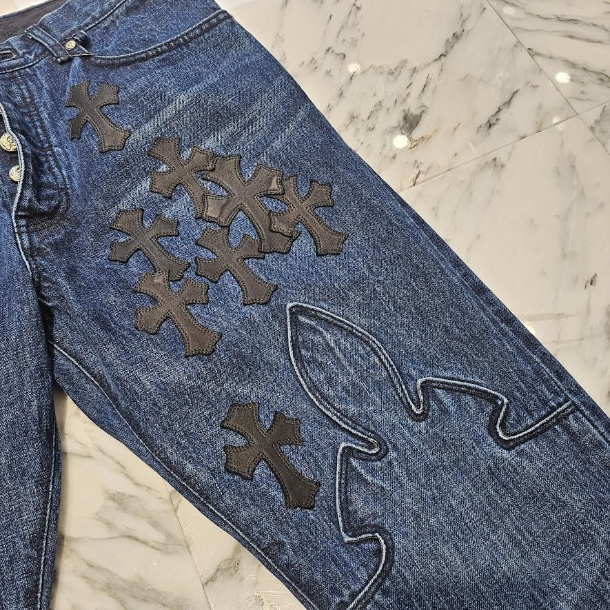 CHROME HEARTS Flare Knee Cross Leather Patch Jeans Size 33 クロムハーツ フレアニー クロスレザーパッチ デニムパンツ サイズ33