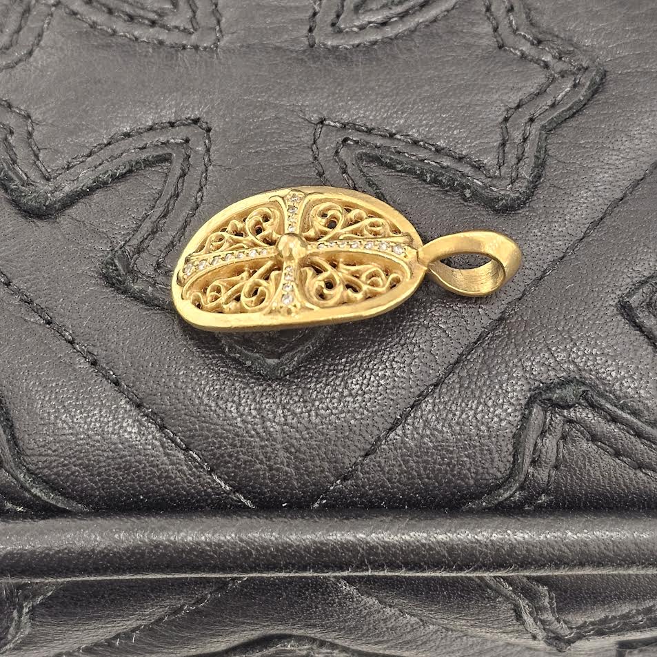 CHROME HEARTS 22K Classic Oval Cross Pendent Top Pave Diamond クロムハーツ 22K クラシック オーバルクロス ペンダントトップ パヴェダイヤモンド