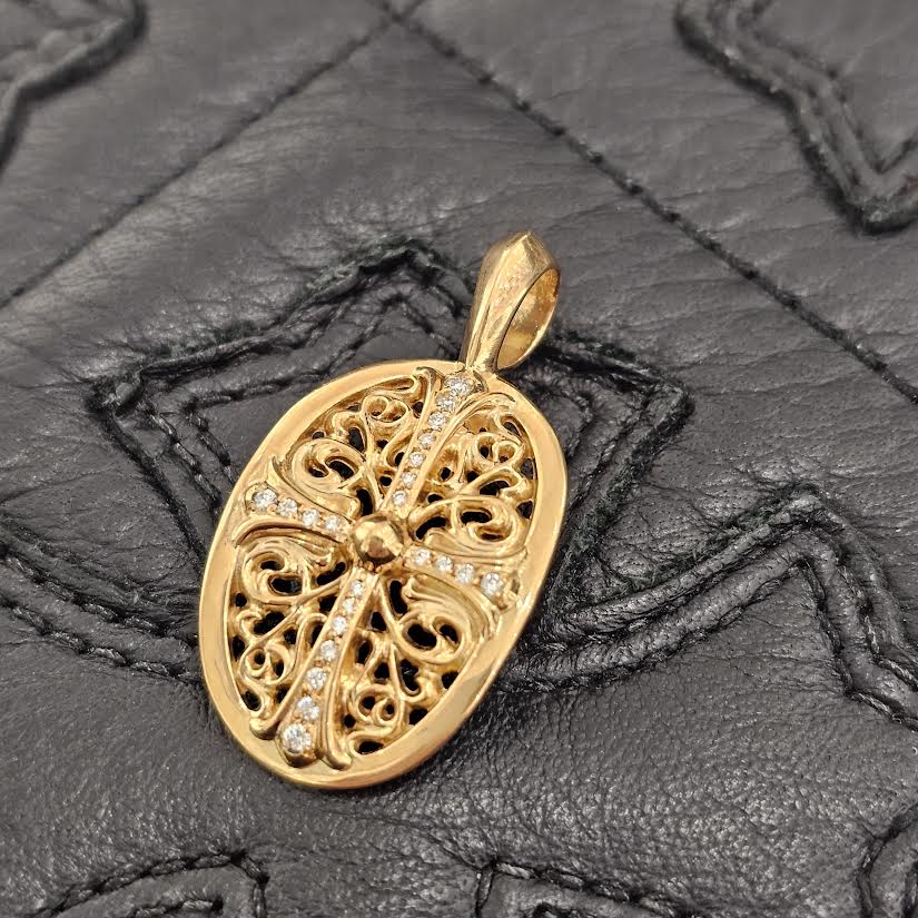 CHROME HEARTS 22K Classic Oval Cross Pendent Top Pave Diamond クロムハーツ 22K クラシック オーバルクロス ペンダントトップ パヴェダイヤモンド