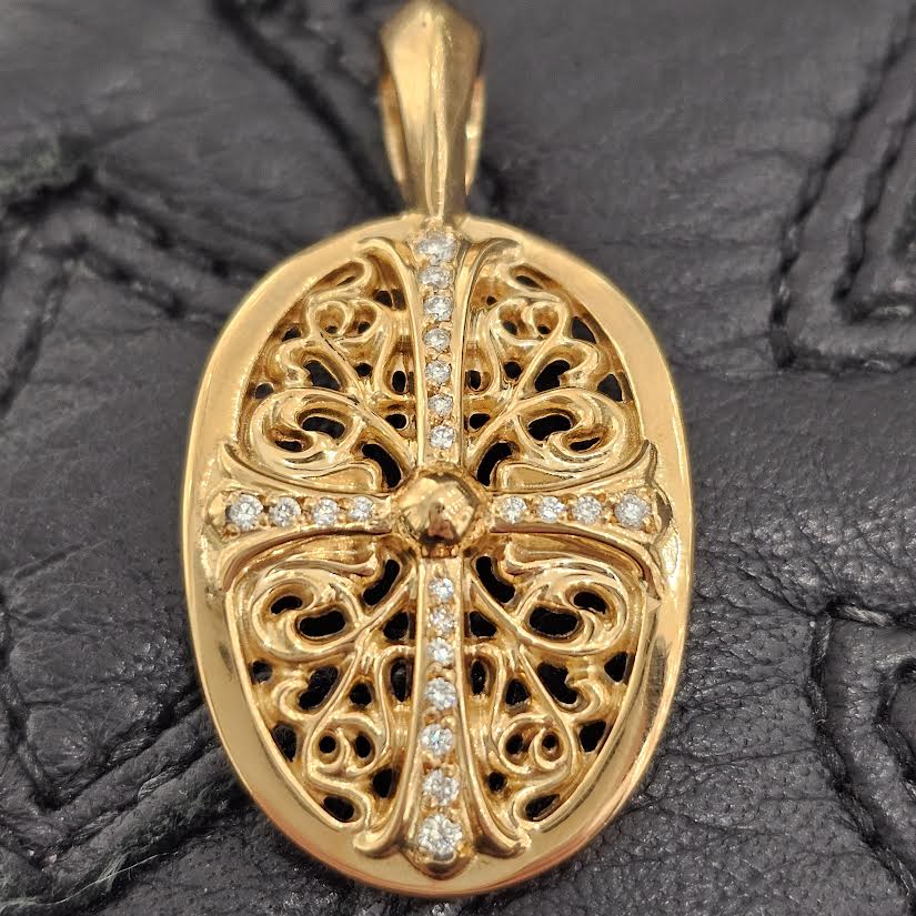 CHROME HEARTS 22K Classic Oval Cross Pendent Top Pave Diamond クロムハーツ 22K クラシック オーバルクロス ペンダントトップ パヴェダイヤモンド