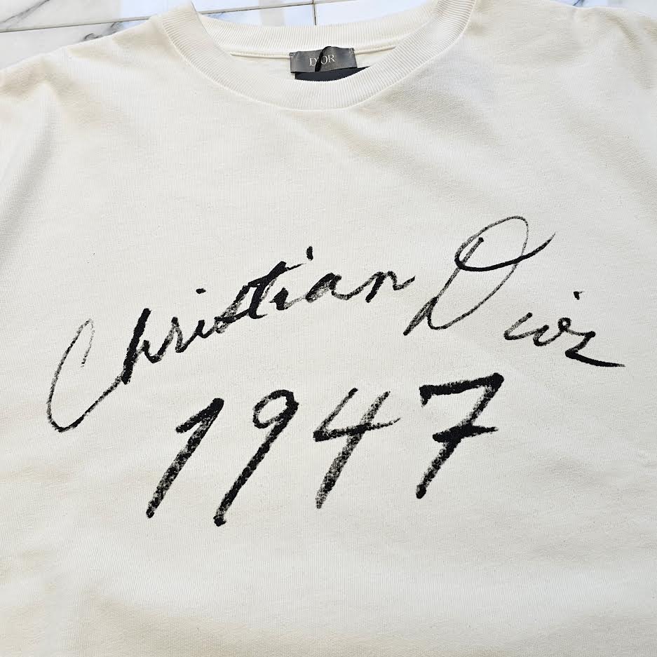 DIOR 2024AW Handwritten 1947 Cotton Jersey T-Shirt 493J696F0554 Size L ディオール ハンドリットゥン 1947 コットンジャージー Tシャツ