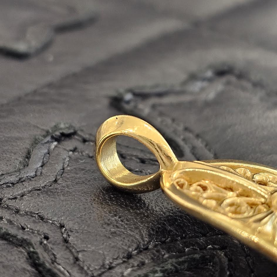 CHROME HEARTS 22K Classic Oval Cross Pendent Top クロムハーツ 22K クラシック オーバルクロス ペンダントトップ