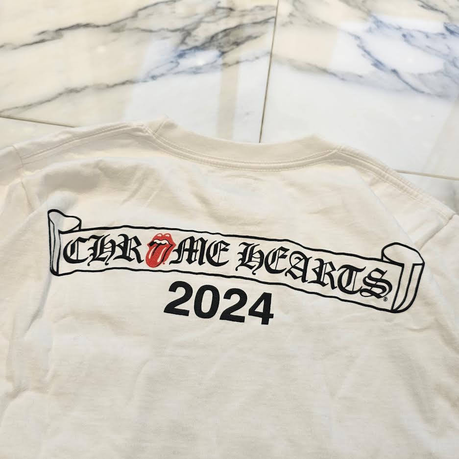 CHROME HEARTS × The Rolling Stones 2024SS Lip ＆ Tan Neck Logo Back Scroll Long Sleeve Tee Size XS クロムハーツ × ローリングストーンズ リップ&タン ネックロゴ バックスクロール ロングスリーブTシャツ サイズXS