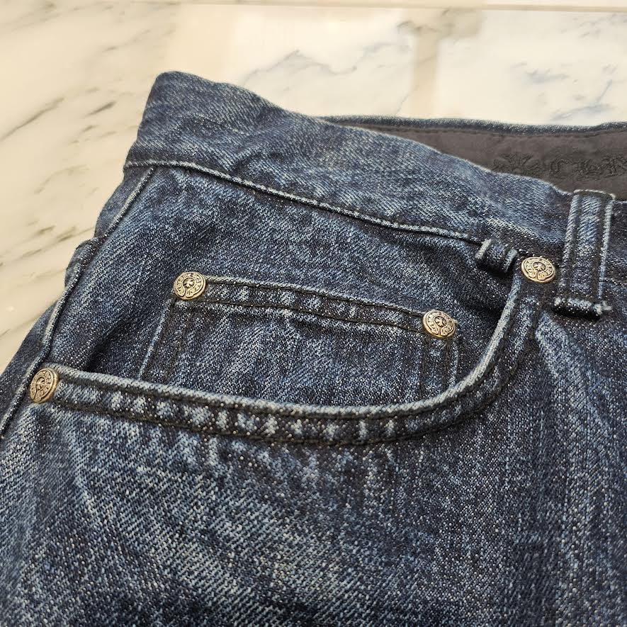 CHROME HEARTS Flare Knee Cross Leather Patch Jeans Size 33 クロムハーツ フレアニー クロスレザーパッチ デニムパンツ サイズ33