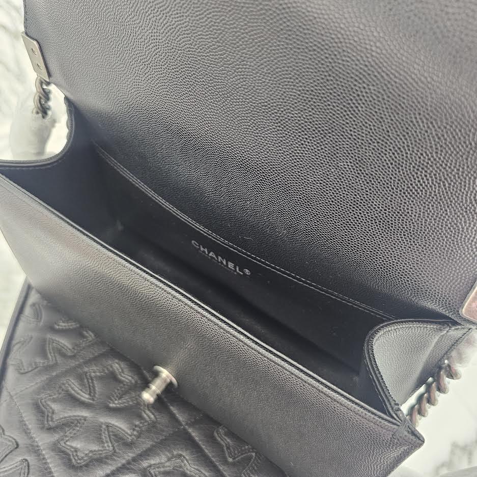 CHANEL 2024 Cruise BOY CHANEL Coco Mark Caviar Skin Leather Shoulder Bag A67086 シャネル 2024クルーズ ボーイシャネル ココマーク キャビアスキン レザーショルダーバッグ