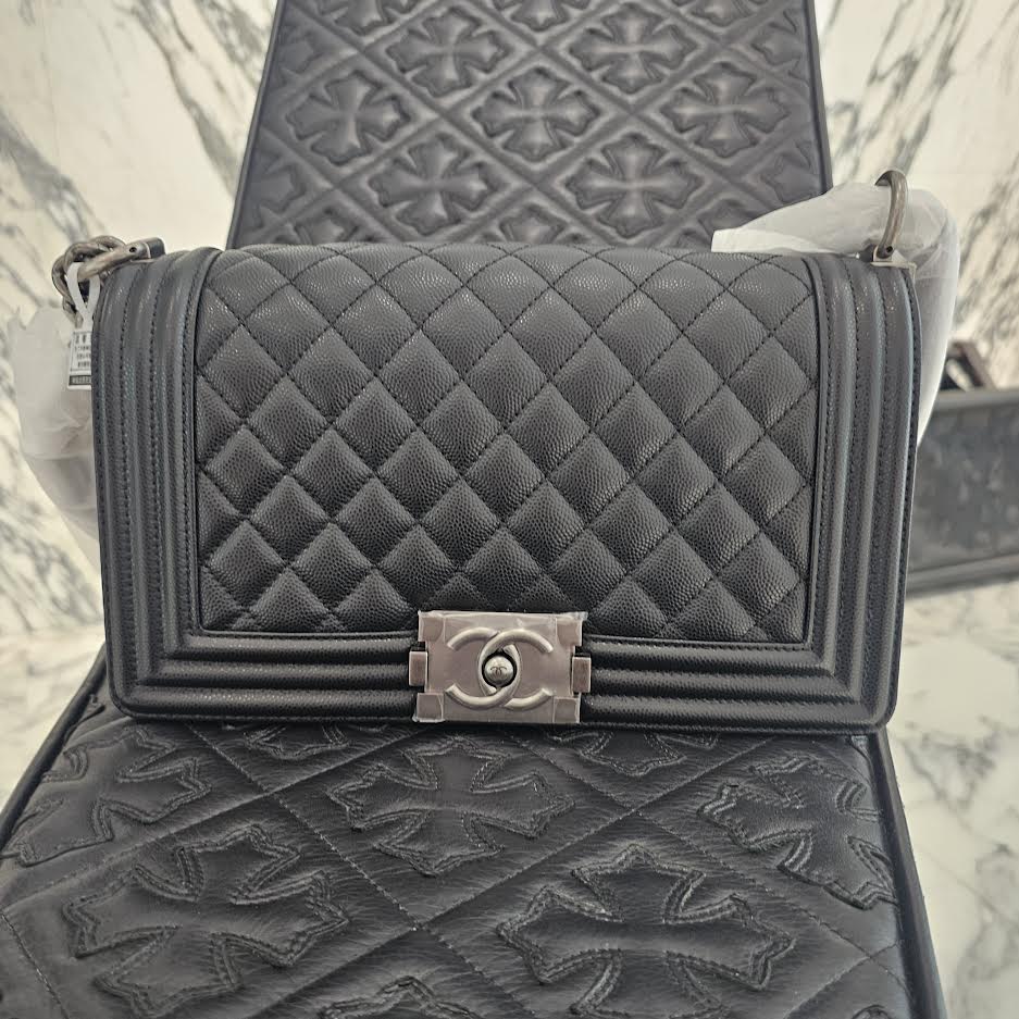 CHANEL 2024 Cruise BOY CHANEL Coco Mark Caviar Skin Leather Shoulder Bag A67086 シャネル 2024クルーズ ボーイシャネル ココマーク キャビアスキン レザーショルダーバッグ