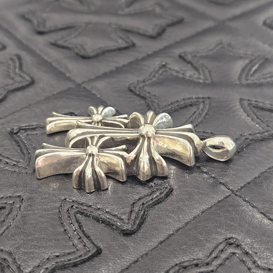 CHROME HEARTS Triple Cross Necklace Pendant Top クロムハーツ