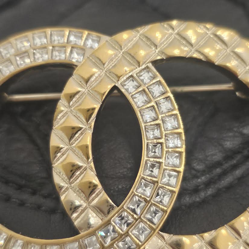 CHANEL 2017AW B17 Coco Mark Rhinestone Brooch シャネル B17 ココマーク ラインストーン ブローチ