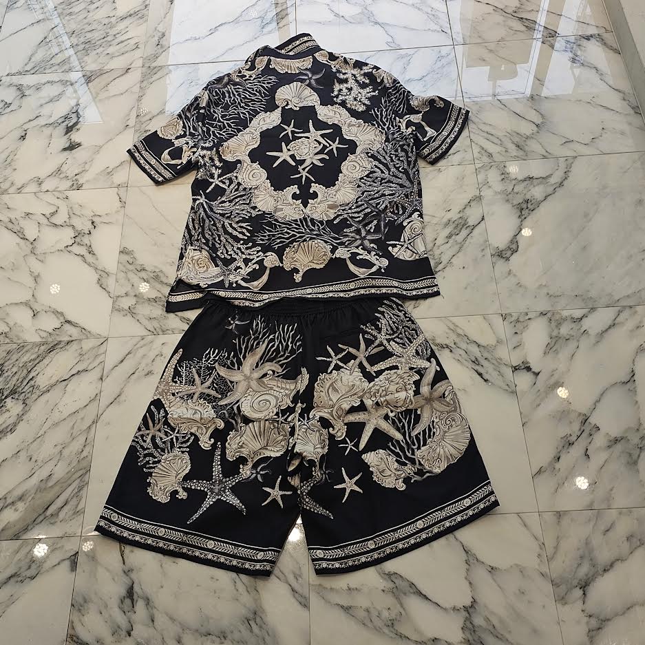 VERSACE 2024SS Baroque Printed Silk Set Up Shirt & Shorts 1003926/1A11093 1002476/1A11093 Size 46 ヴェルサーチェ バロック プリント シルク シャツ&ショーツ サイズ46