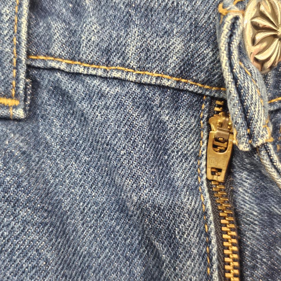 CHROME HEARTS × Levi's 505 VNTG Cross Leather Patch Denim Pants Size 33 クロムハーツ × リーバイス 505 ヴィンテージ クロスレザーパッチ デニムパンツ サイズ33