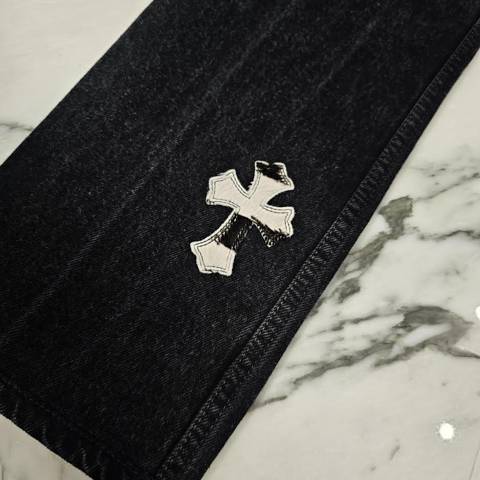 CHROME HEARTS × Levi's 501 VNTG Zebra Harako Leather Cross Patch Denim Pants Size 32 クロムハーツ × リーバイス 501 ヴィンテージ ゼブラ ハラコ レザークロスパッチ デニムパンツ サイズ32