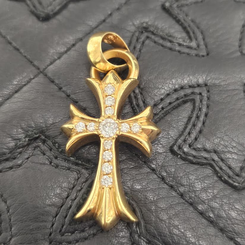 CHROME HEARTS 22K Small CH Cross / Pave Diamond With Bail Pendet Top クロムハーツ 22K スモールCHクロス パヴェダイヤモンド ウィズ ベイル ペンダントトップ
