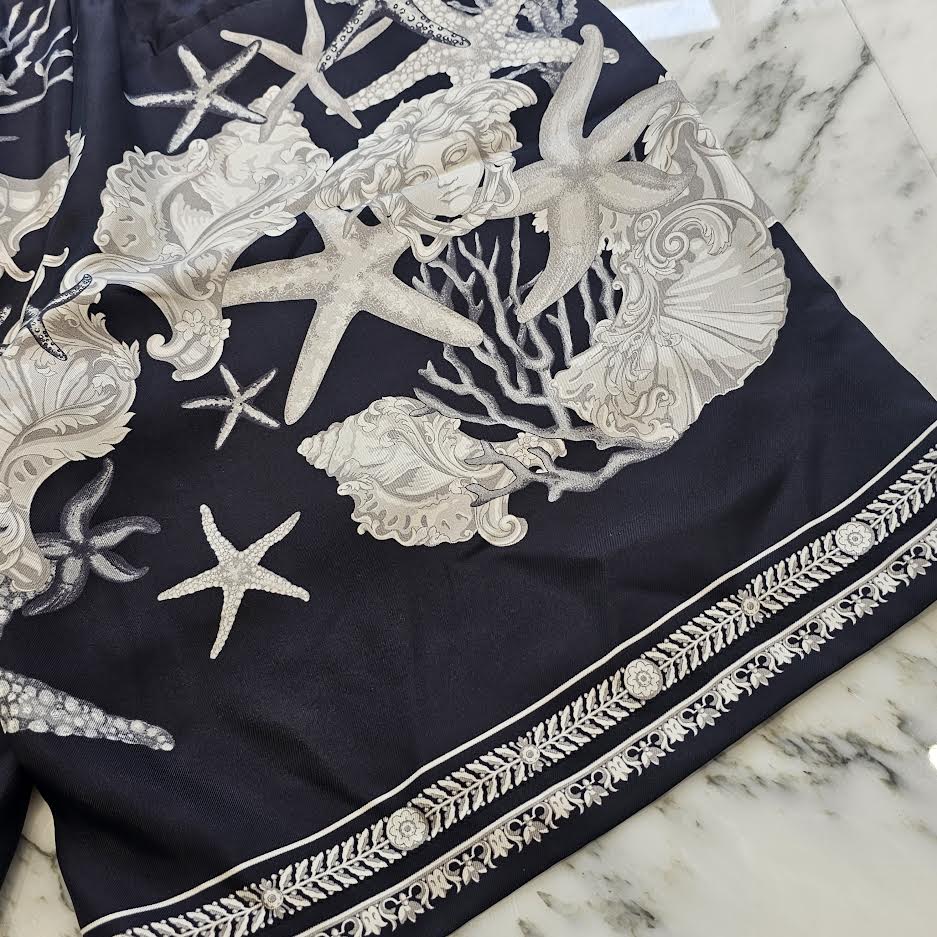 VERSACE 2024SS Baroque Printed Silk Set Up Shirt & Shorts 1003926/1A11093 1002476/1A11093 Size 46 ヴェルサーチェ バロック プリント シルク シャツ&ショーツ サイズ46