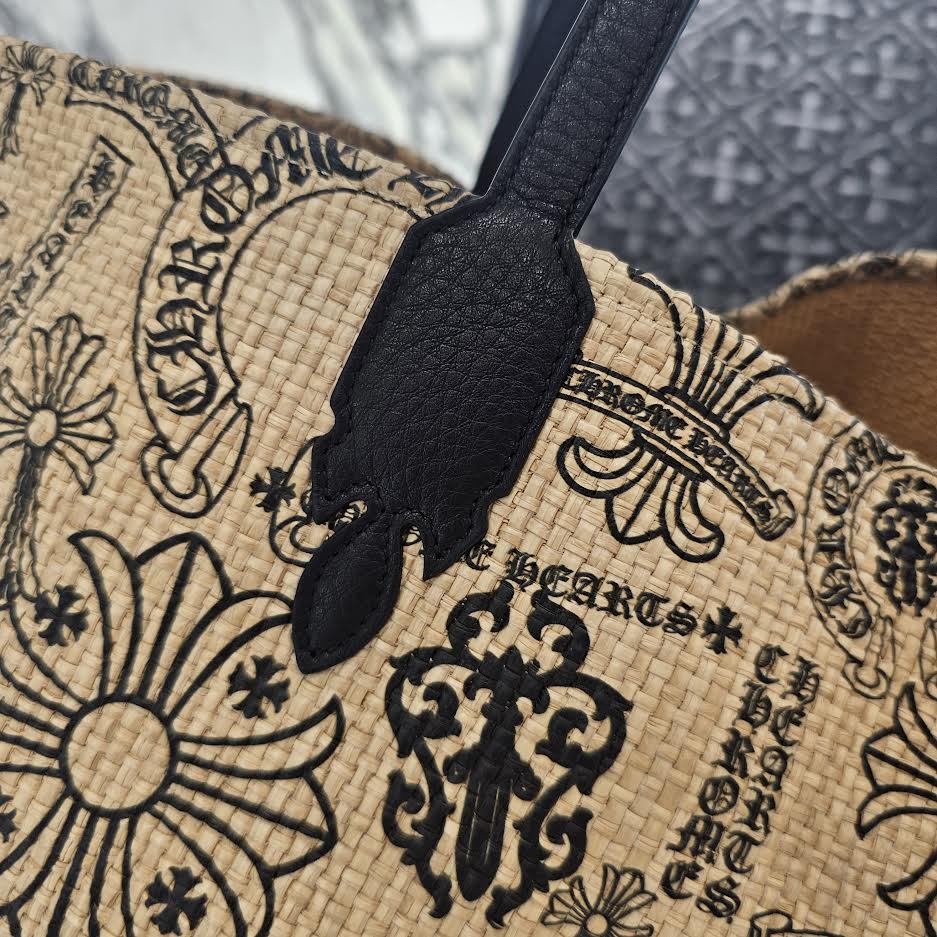 【ブラピリサ】クロムハーツ ビーチバッグ マルチロゴ ノベルティ付 鞄 CHROME HEARTS クロムハーツ マルチ ロゴ ラージ ビーチバッグ