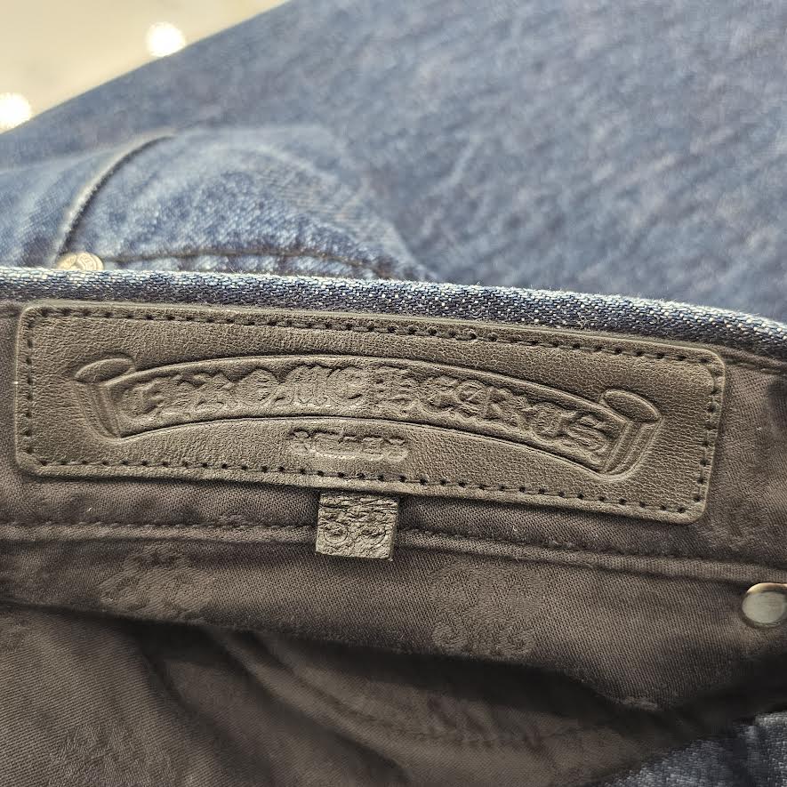 CHROME HEARTS Flare Knee Cross Leather Patch Jeans Size 33 クロムハーツ フレアニー クロスレザーパッチ デニムパンツ サイズ33