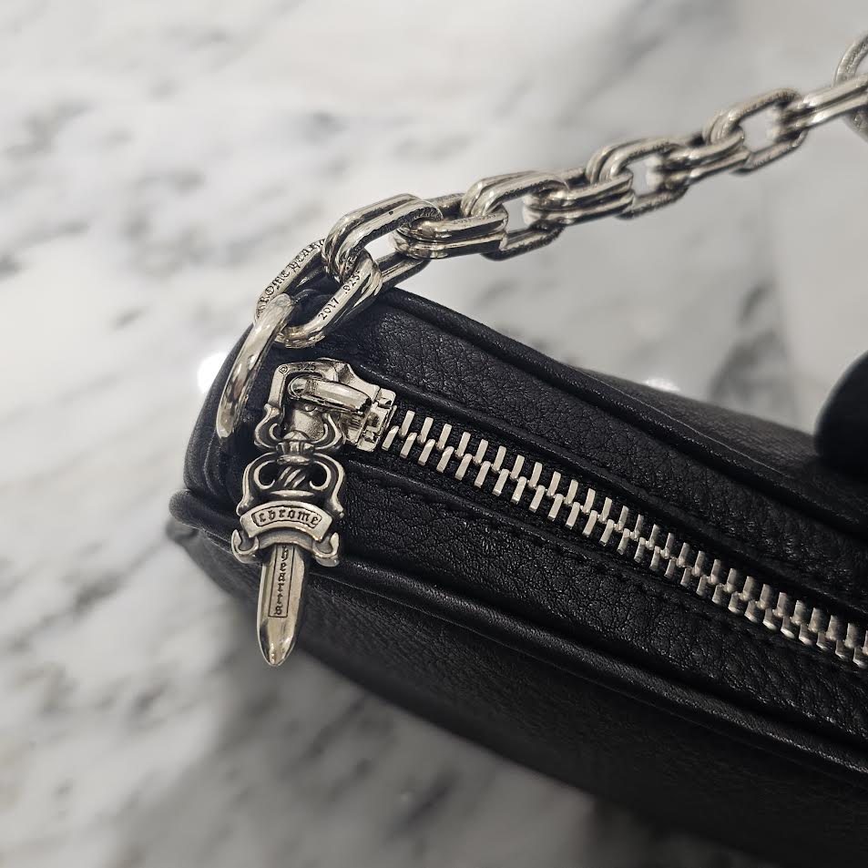 CHROME HEARTS THE NIGHT Cross Chain Leather Hand Bag クロムハーツ ザ・ナイト クロス チェーン装飾 レザーハンドバッグ