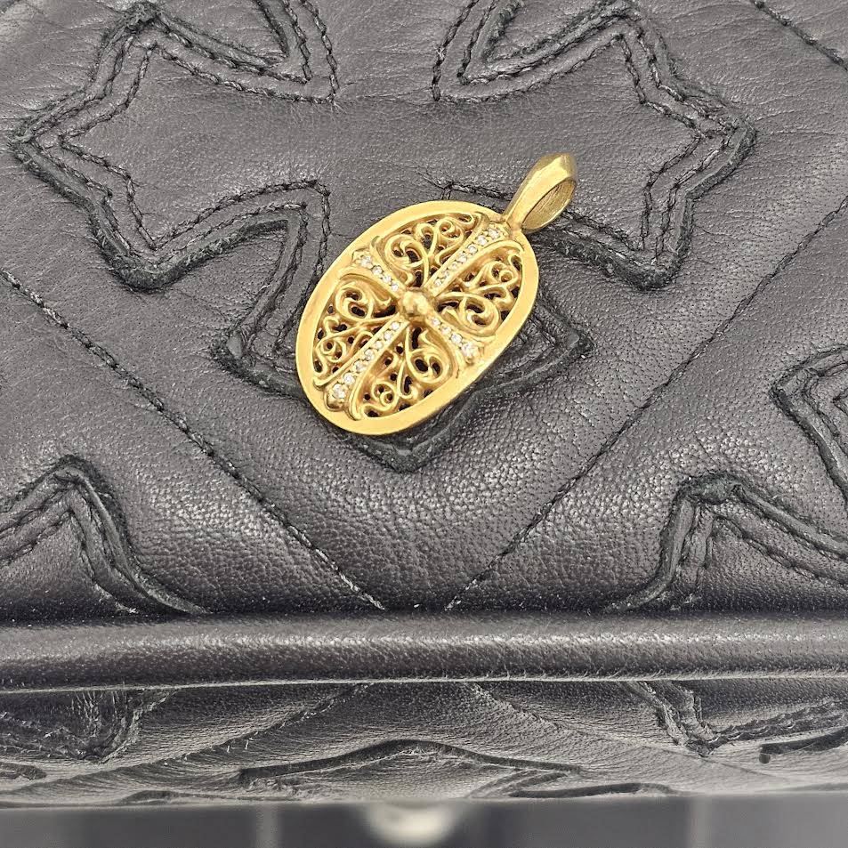 CHROME HEARTS 22K Classic Oval Cross Pendent Top Pave Diamond クロムハーツ 22K クラシック オーバルクロス ペンダントトップ パヴェダイヤモンド