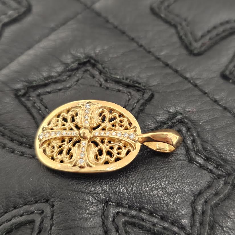 CHROME HEARTS 22K Classic Oval Cross Pendent Top Pave Diamond クロムハーツ 22K クラシック オーバルクロス ペンダントトップ パヴェダイヤモンド