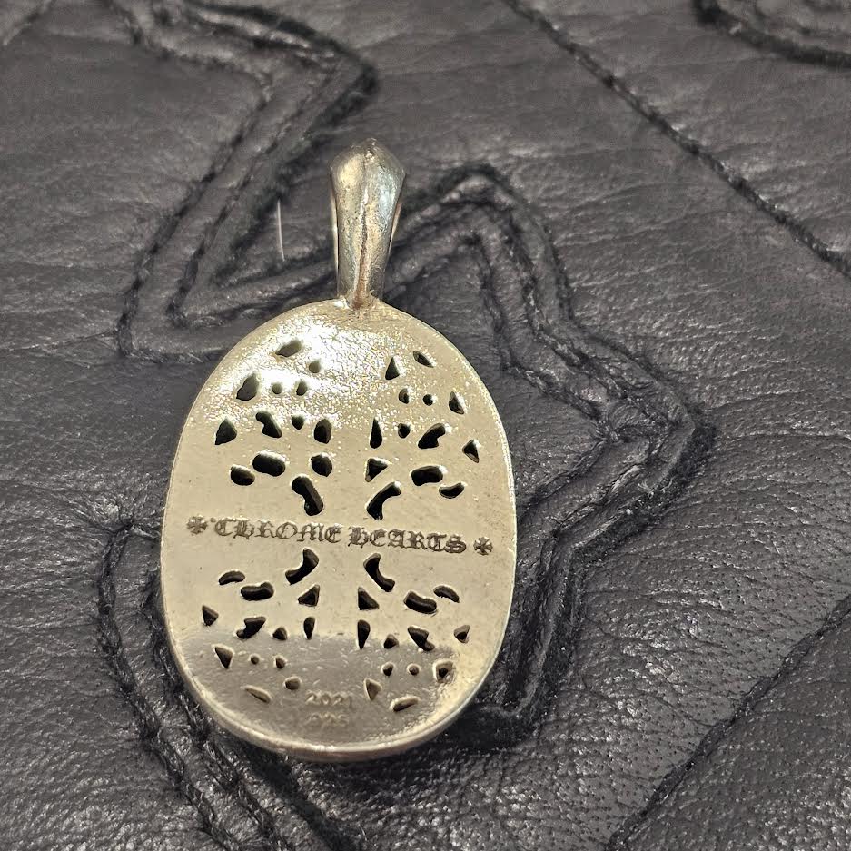 CHROME HEARTS Classic Oval Cross Pendent Top クロムハーツ