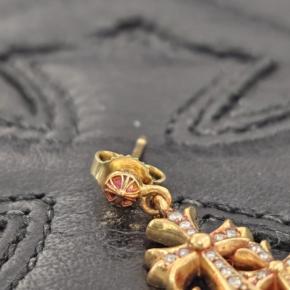 CHROME HEARTS 22K 3 Cemetery Cross Earring Pave Diamond クロムハーツ 22K 3セメタリークロス イヤリング パヴェダイヤモンド