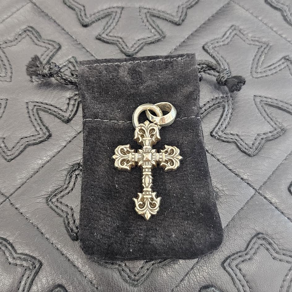 CHROME HEARTS Filigree CH Cross XS Pendant Top With Bail クロムハーツ フィリグリー CHクロス XS ペンダントトップ ウィズ ベイル