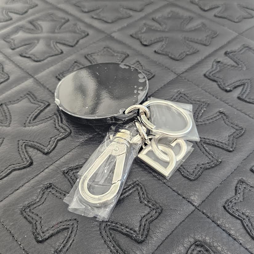 DOLCE＆GABBANA × 呪術廻戦 2022SS GOJO SATORU Clip Key Charm ドルチェ&ガッパーナ × 呪術廻戦 五条 悟 クリップ キーチャーム キーホルダー