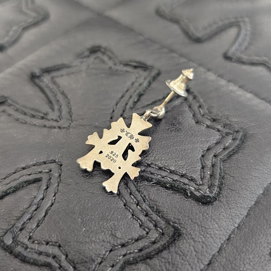CHROME HEARTS 3 Cemetery Cross Earring クロムハーツ 3セメタリー
