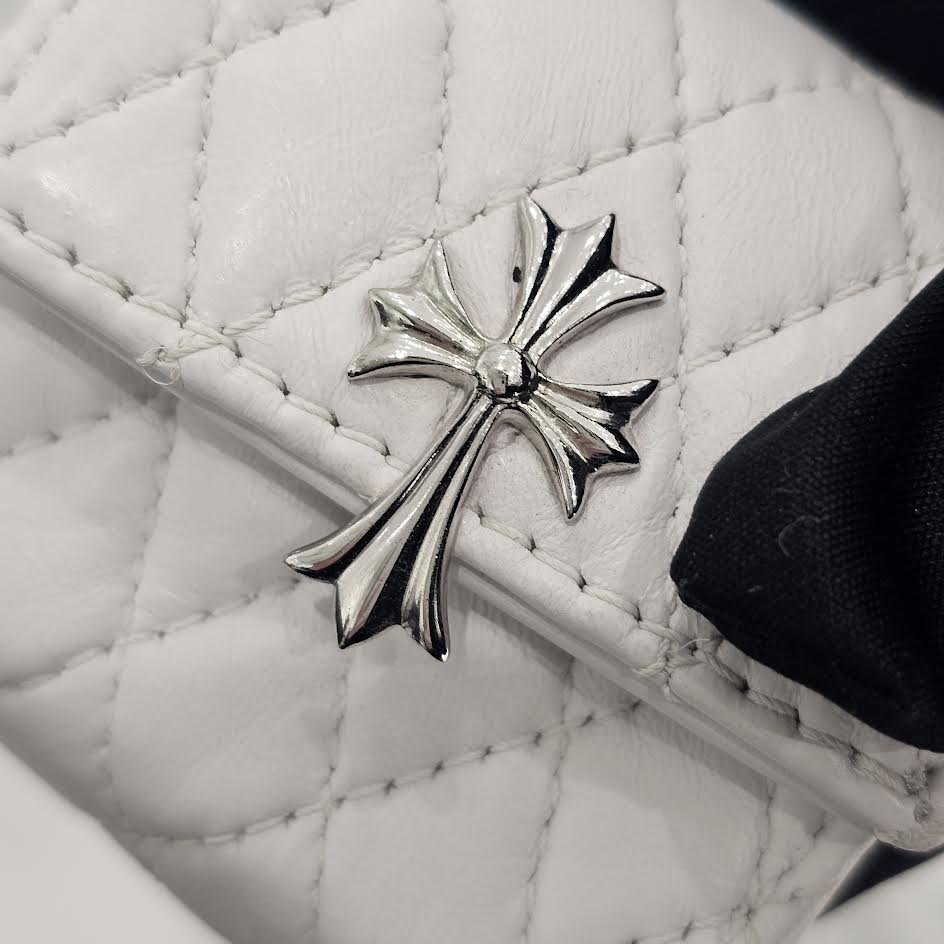 CHROME HEARTS Silver Cross AirPods Leather Case クロムハーツ シルバークロス エアポッズ レザーケース
