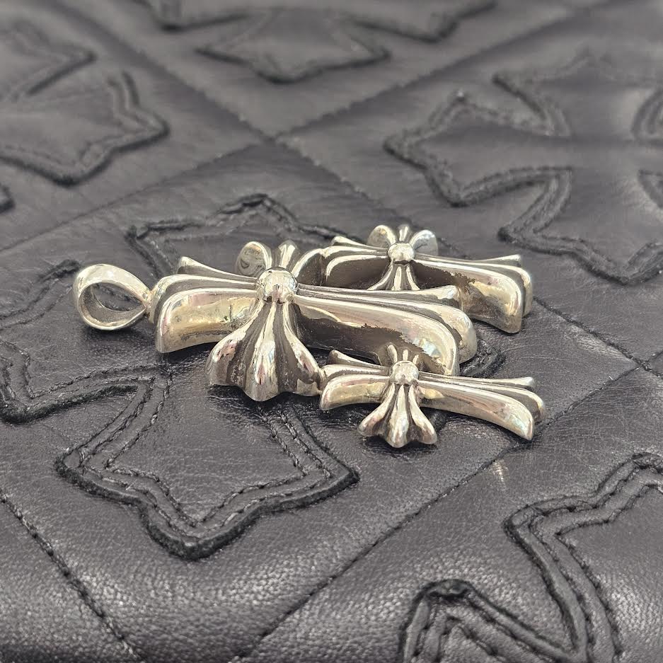 CHROME HEARTS Triple Cross Necklace Pendant Top クロムハーツ