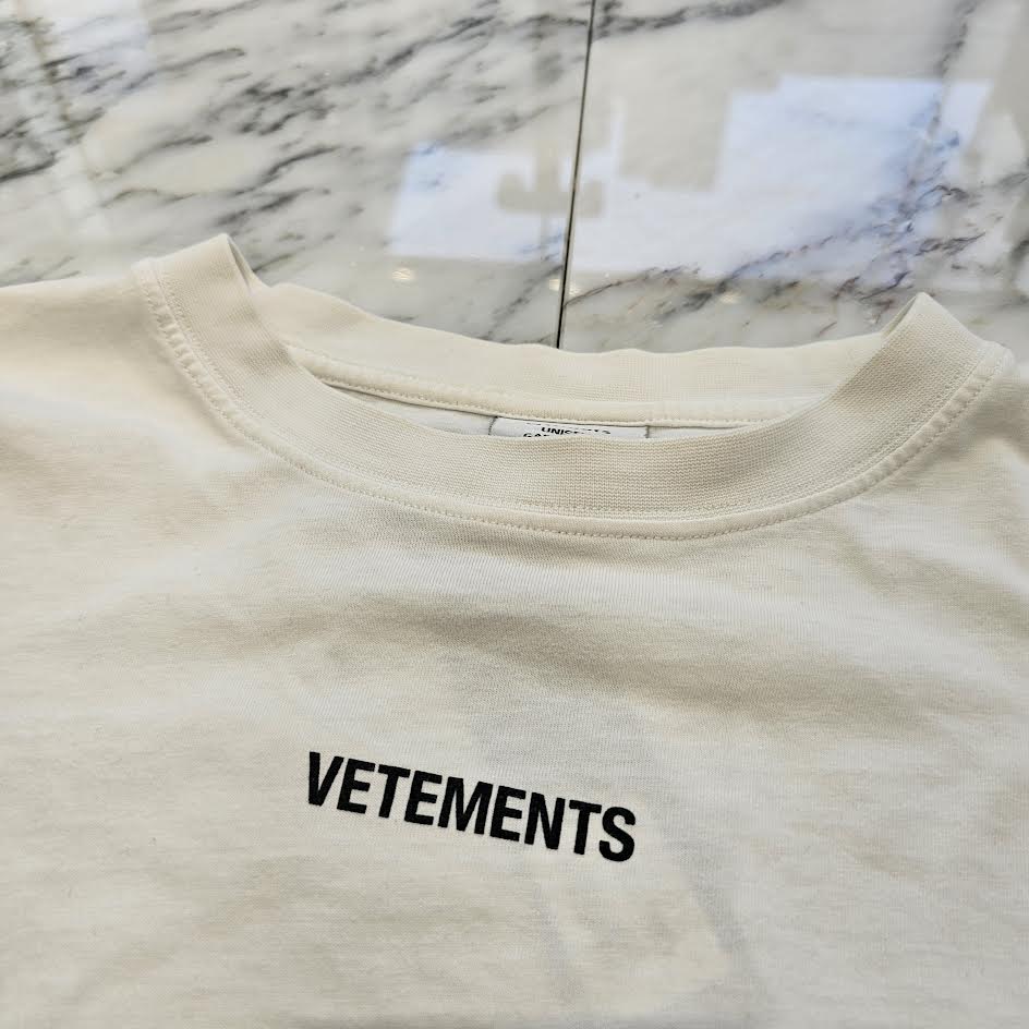 VETMENTS 2021SS Logo Print Back Patch T-Shirt UES1TR540W Size XL ヴェトモン ロゴプリント バックパッチ Tシャツ サイズXL