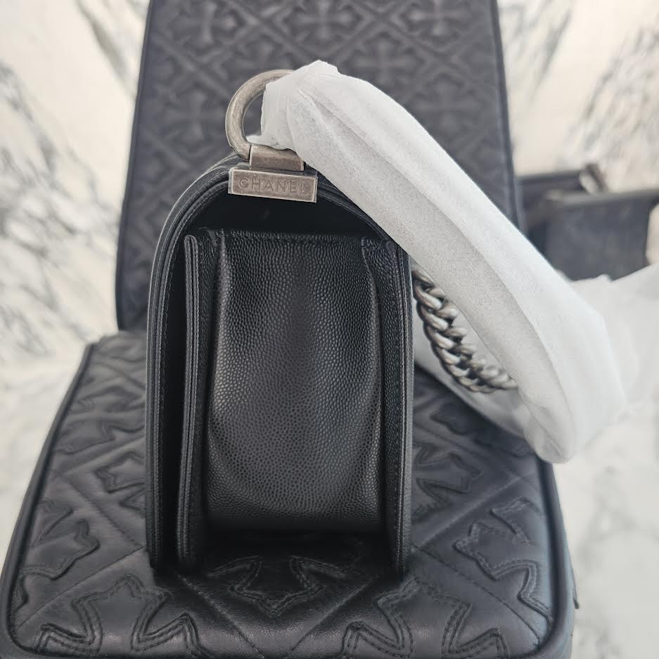 CHANEL 2024 Cruise BOY CHANEL Coco Mark Caviar Skin Leather Shoulder Bag A67086 シャネル 2024クルーズ ボーイシャネル ココマーク キャビアスキン レザーショルダーバッグ