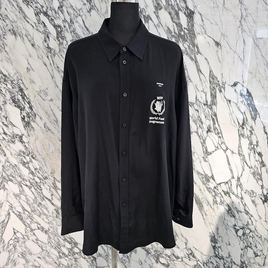 BALENCIAGA 2018AW WFP World Food Programme Oversized Silk Shirt 542894 TCN05 Size 34 バレンシアガ WFP ワールドフードプログラム オーバーサイズ シルクシャツ サイズ34