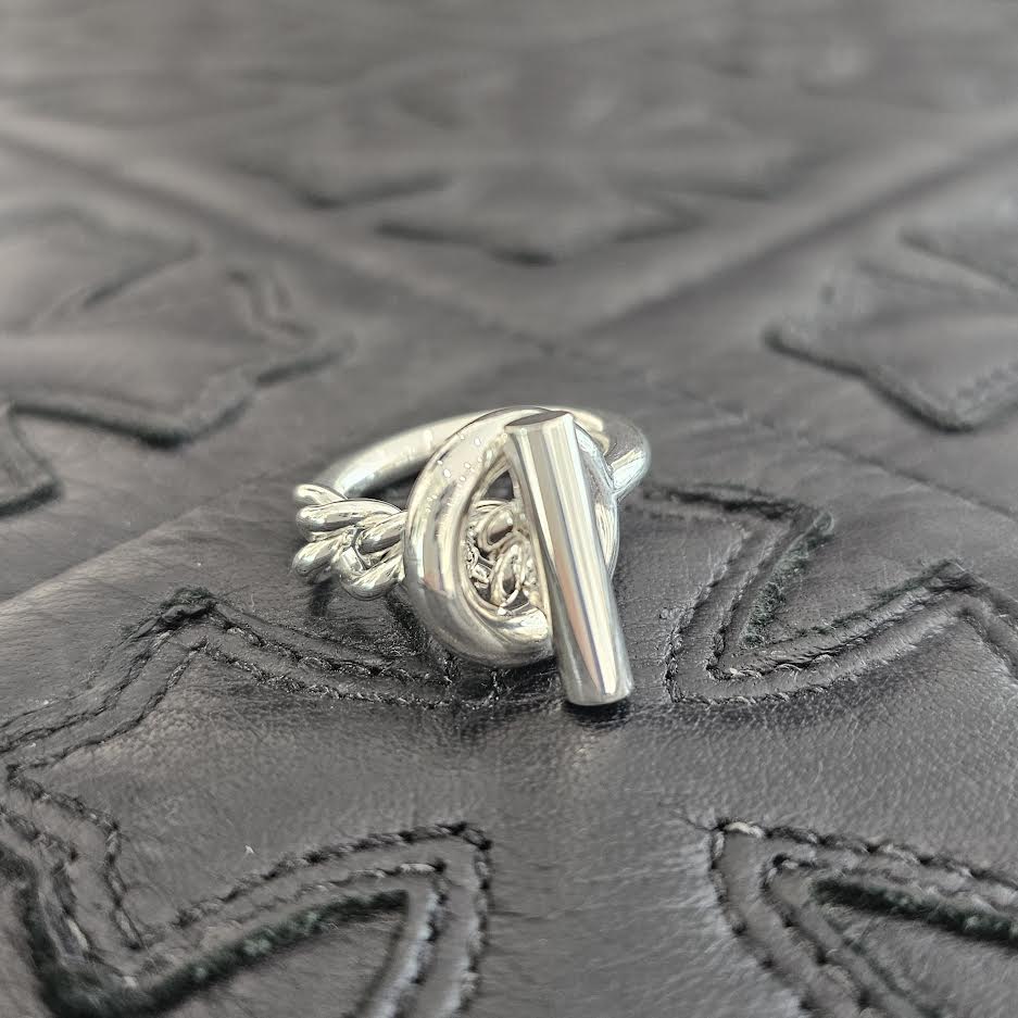 【本日のみお値下げ】美品HERMES クロワゼット 12号 付属品完備 カッコよく決まる♪》エルメス クロワゼットMM指輪 シルバー