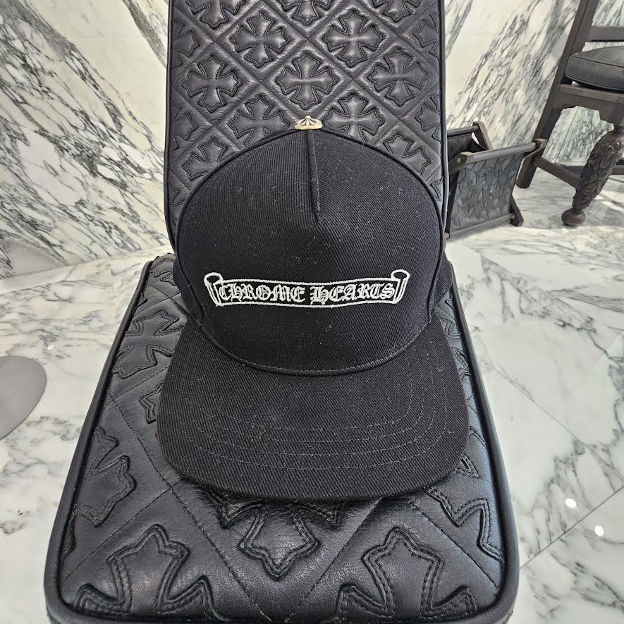 クロムハーツ スクロールロゴ キャップ CHROME HEARTS Scroll