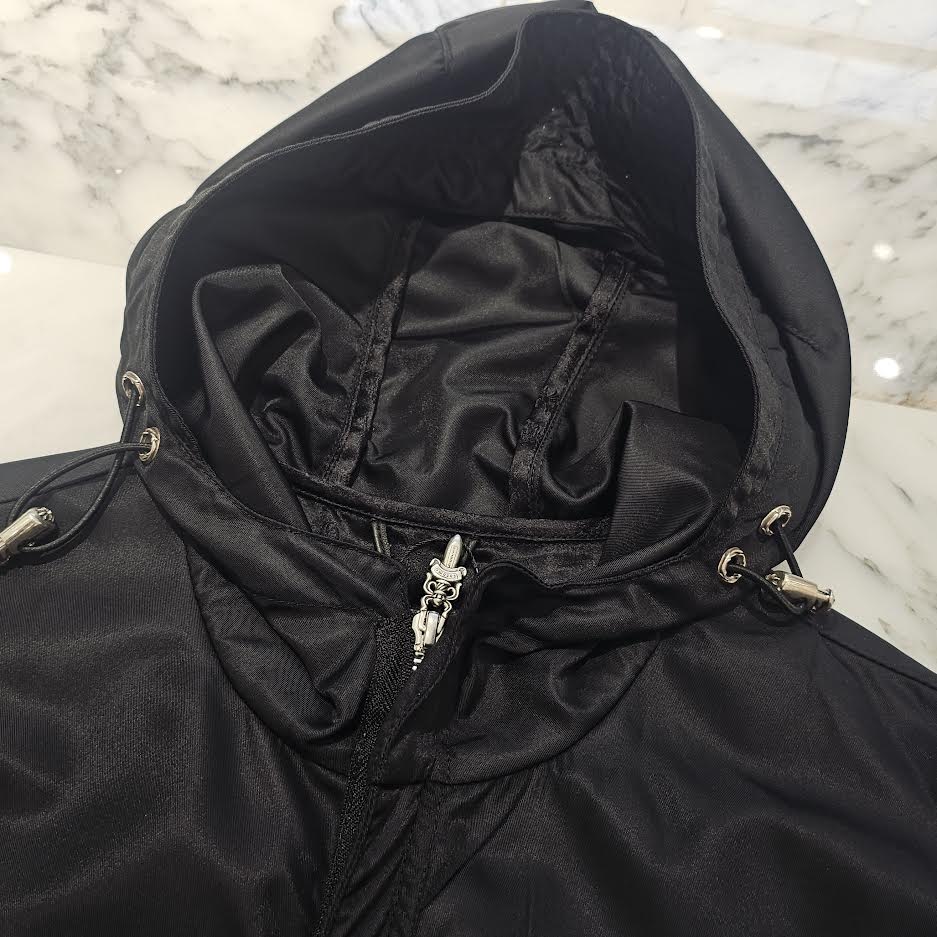 CHROME HEARTS PUDDLES Cemetery Cross Leather Patch Zip-Up Nylon Hooded Coat Size M クロムハーツ パドルズ セメタリークロス レザーパッチ ジップアップ ナイロン フーデッド コート サイズM
