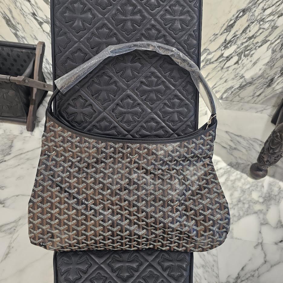GOYARD Boheme Hobo Leather Bag PM BOHEMEPMLTY01CL01P GOYARD Boheme Hobo Leather Bag PM BOHEMEPMLTY01CL01P
