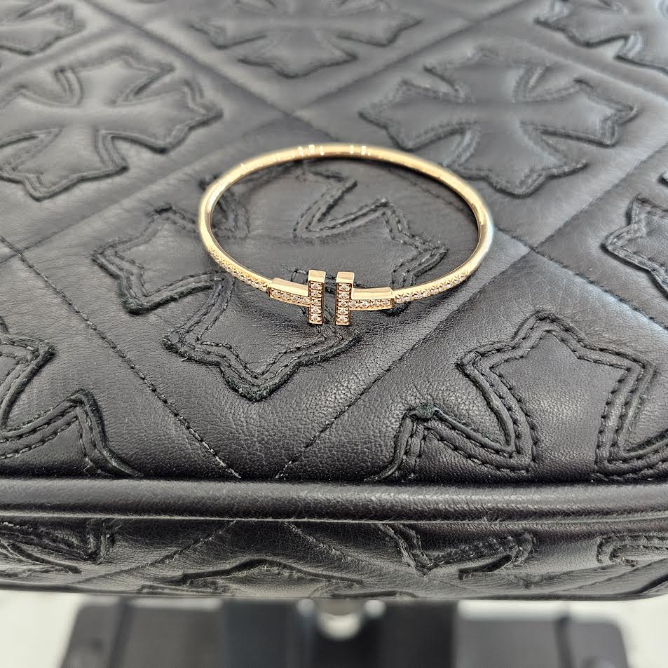 Tiffany Co. 18K RG Tiffany T Pave Diamond Wire Bangle 73546699 Size Medium ティファニー 18K ローズゴールド ティファニーT パヴェダイヤモンド ワイヤー バングル サイズMedium