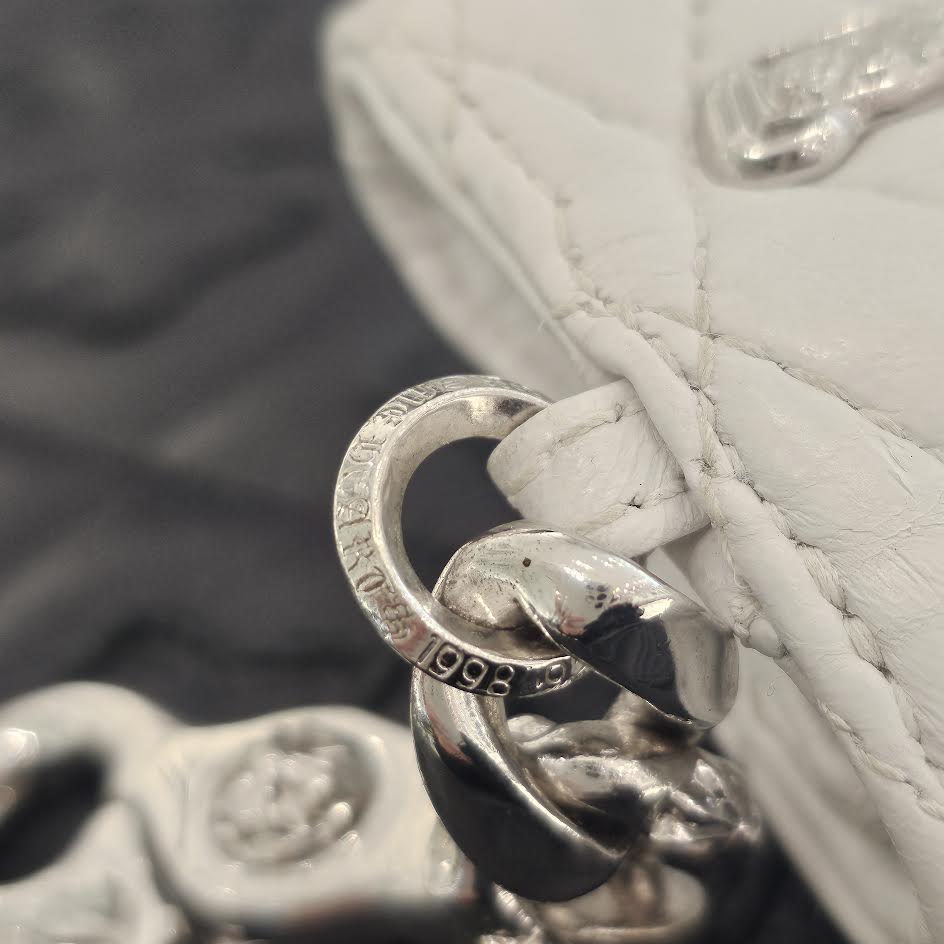 CHROME HEARTS Silver Cross AirPods Leather Case クロムハーツ シルバークロス エアポッズ レザーケース