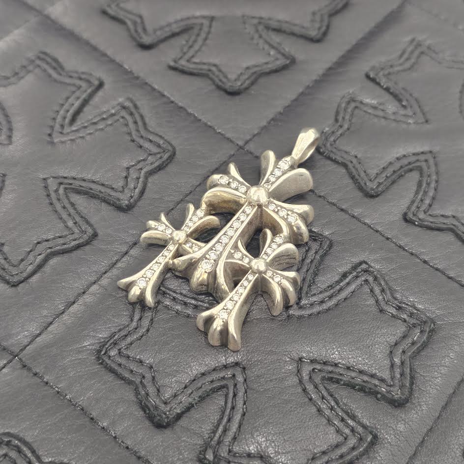 CHROME HEARTS Triple CH Cross Small Pave Diamond Pendant Top クロムハーツ トリプル CHクロス スモール パヴェダイヤモンド ペンダントトップ