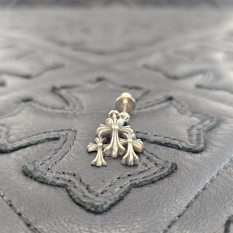 CHROME HEARTS 3 Cemetery Cross Earring クロムハーツ 3セメタリー