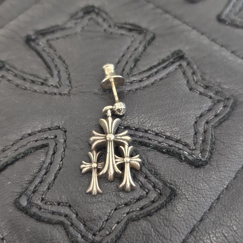 CHROME HEARTS 3 Cemetery Cross Earring クロムハーツ 3セメタリークロス ピアス シルバー925