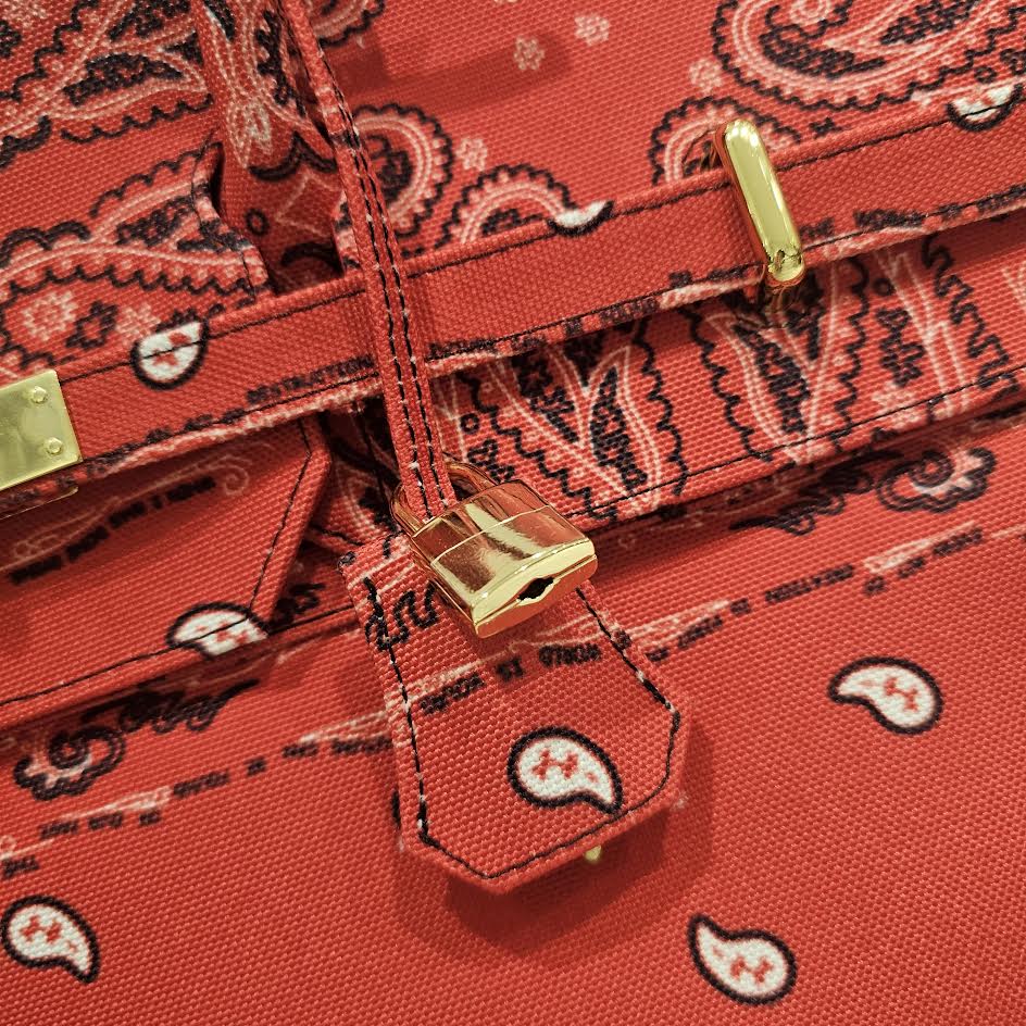 THE WORLD IS YOURS Paisley All Over Pattern Handbag ザ ワールド イズ ユアーズ ペイズリー総柄 ハンドバッグ