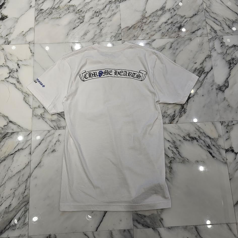 CHROME HEARTS × The Rolling Stones 2024SS Lip Tan Neck Logo Back Scroll Tee Size S クロムハーツ × ローリングストーンズ リップアンドタン ネックロゴ バックスクロール Tシャツ サイズS